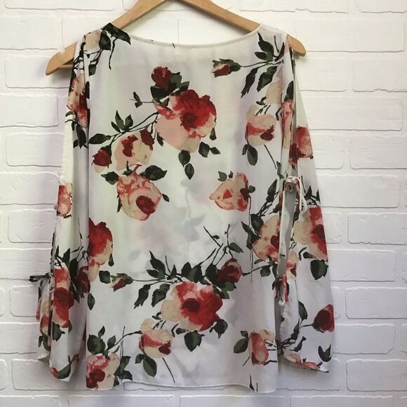 2/40$ WILFRED white floral blouse Grandmacore silky open arm long sleeve small - Picture 2 of 12